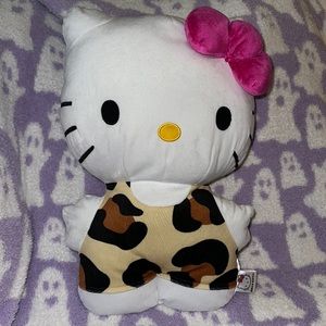 Hello Kitty Plushie